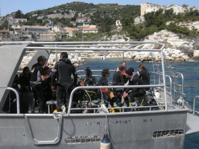  Buceo en grupo o con amigos 
